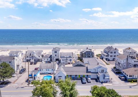 Photo of 185 E Grand Avenue, Old Orchard Beach, ME 04064 (MLS # 1637623)