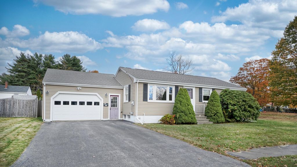 Photo of 23 Kenneth Road, South Portland, ME 04106 (MLS # 1642531)