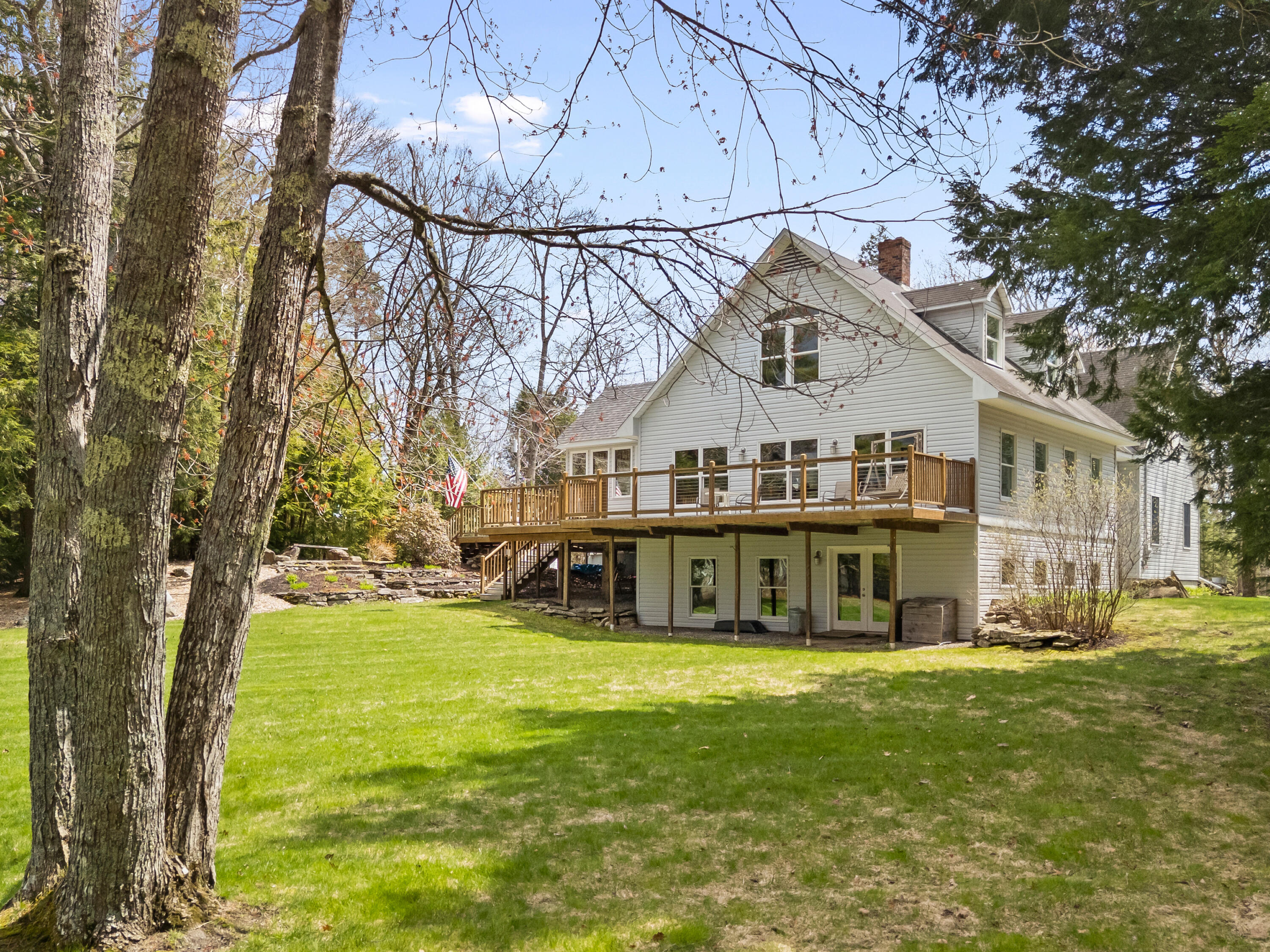 Nobleboro, Maine, 04555, United States, 4 Bedrooms Bedrooms, ,4 BathroomsBathrooms,Residential,Pending,2045714