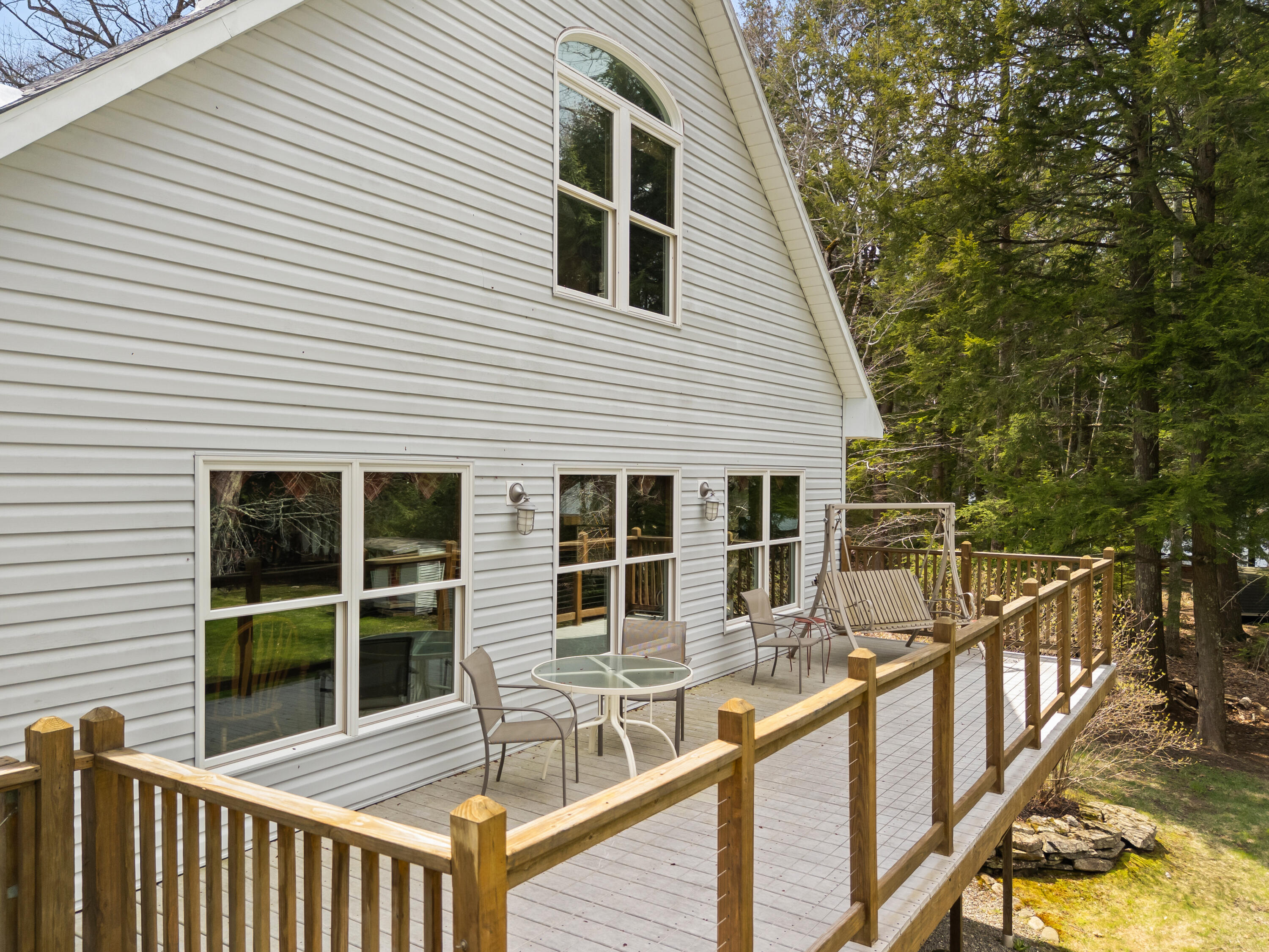 Nobleboro, Maine, 04555, United States, 4 Bedrooms Bedrooms, ,4 BathroomsBathrooms,Residential,Pending,2045714