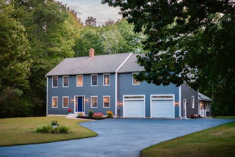 Photo of 8 Constitution Road, Kennebunk, ME 04043 (MLS # 1659623)