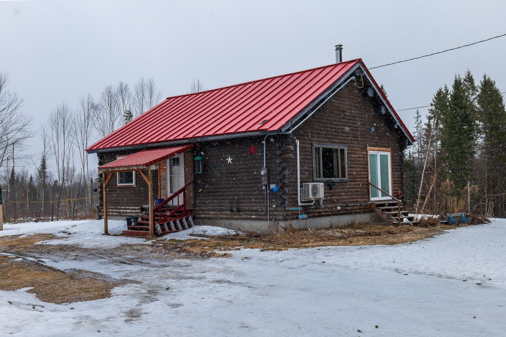 Photo of 1337 E Plantation Road E, Unorganized Aroostook, ME 04758 (MLS # 1657506)