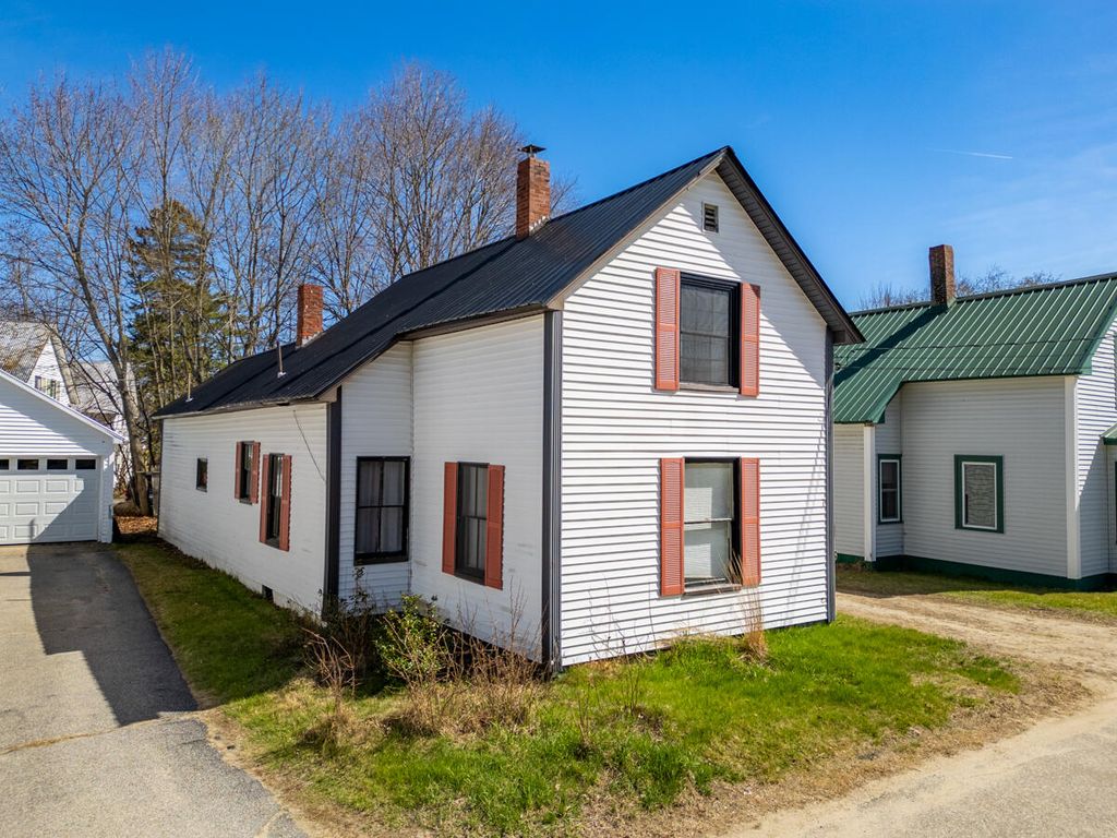 Photo of 7 Hazen Street, Norway, ME 04268 (MLS # 1659745)