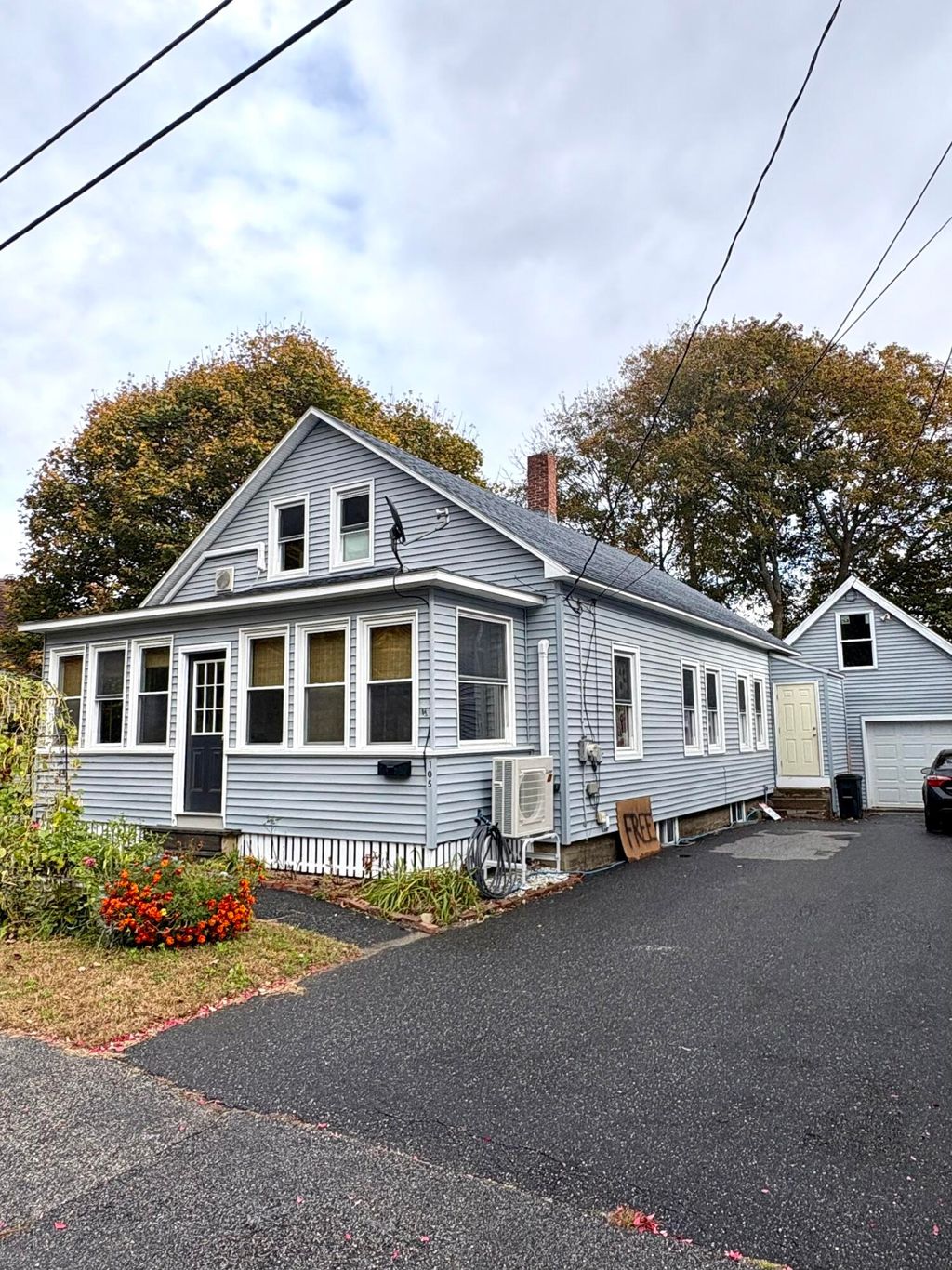 Photo of 105 Winter Street, Lewiston, ME 04240 (MLS # 1642402)