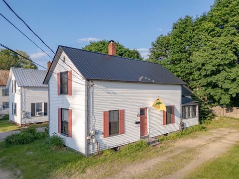 Photo of 7 Hazen Street, Norway, ME 04268 (MLS # 1627360)