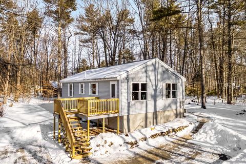 Photo of 25 Spring Lake Drive, Waterboro, ME 04061 (MLS # 1649192)