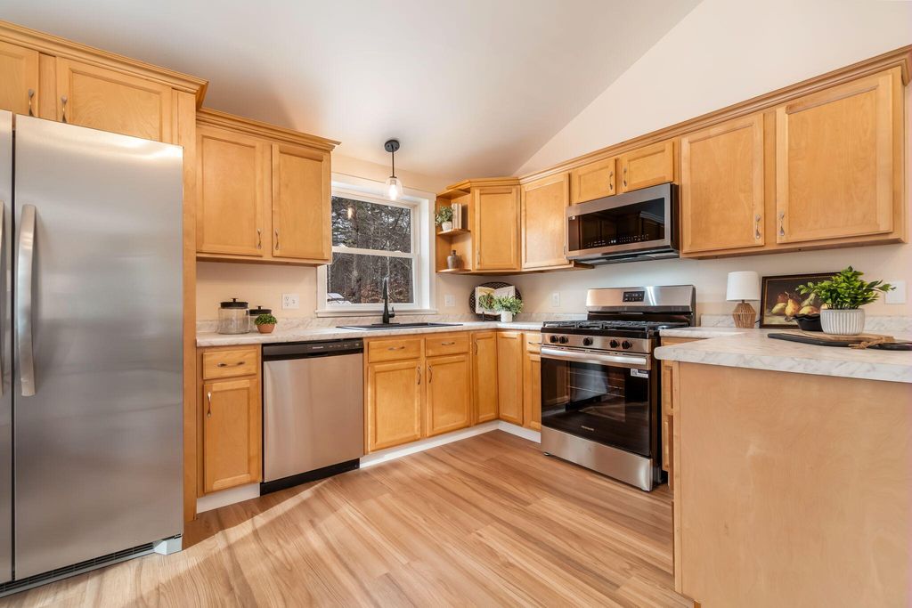 Photo of 25 Spring Lake Drive, Waterboro, ME 04061 (MLS # 1649192)