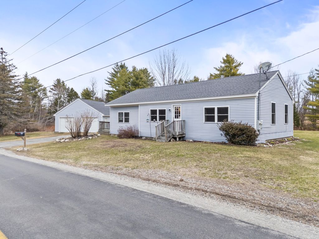 Photo of 168 Auburn Pownal Road, Durham, ME 04222 (MLS # 1656425)