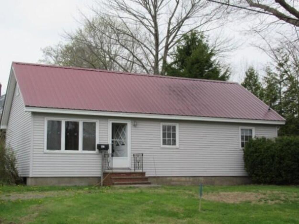 Photo of 137 Union Street, Belfast, ME 04915 (MLS # 1661312)