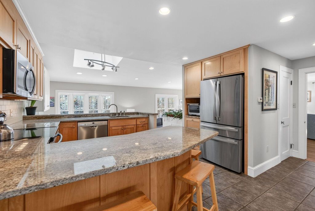 Photo of 14 Rocky Hill Road, Cape Elizabeth, ME 04107 (MLS # 1650158)