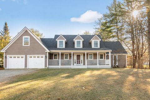 Photo of 9 Arundel Road, Kennebunkport, ME 04046 (MLS # 1645385)