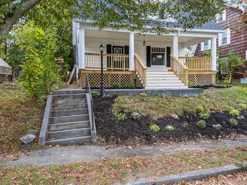 Photo of 37 Nichols Street, Lewiston, ME 04240 (MLS # 1641253)