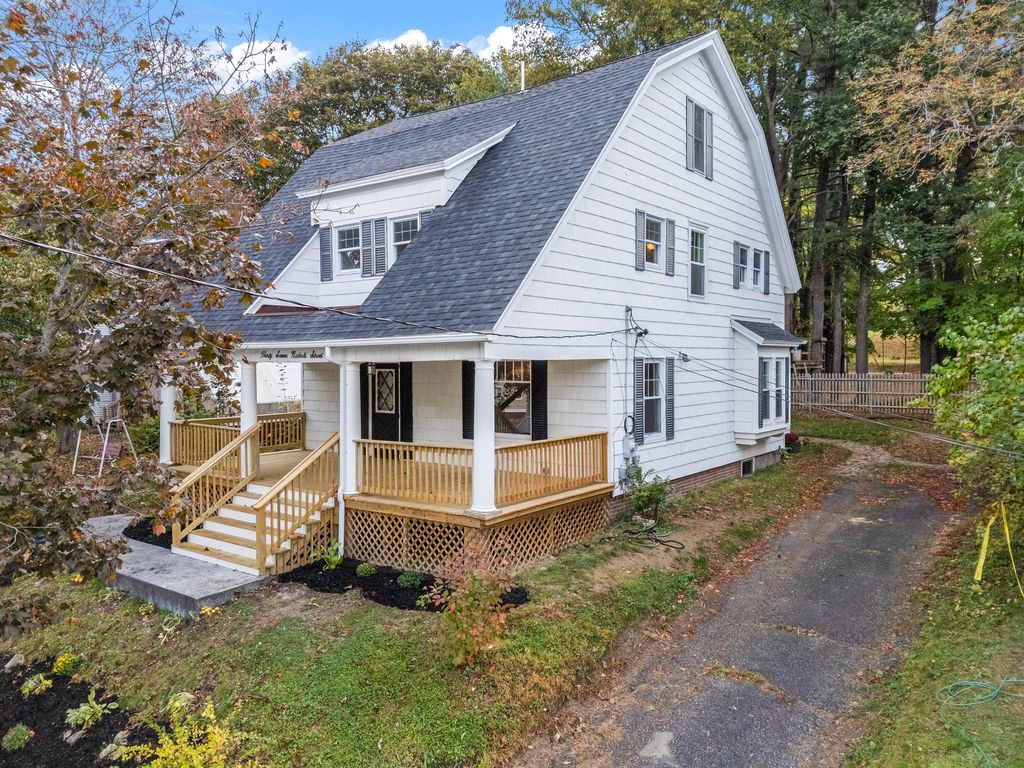 Photo of 37 Nichols Street, Lewiston, ME 04240 (MLS # 1641253)