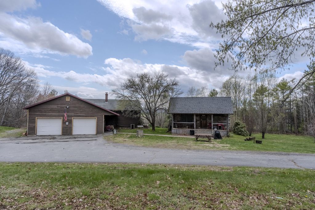 Photo of 7 Stanz Way, Skowhegan, ME 04976 (MLS # 1661350)