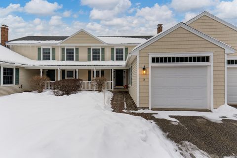 Photo of 12 Signature Drive #12, Brunswick, ME 04011 (MLS # 1649041)