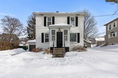 Photo of 102 Walnut Street, South Portland, ME 04106 (MLS # 1650869)