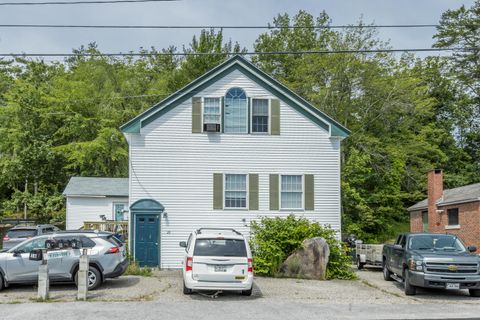 Photo of 20 Elmwood Avenue, Westbrook, ME 04092 (MLS # 1629506) Photo of 20 Elmwood Avenue, Westbrook, ME 04092 (MLS # 1629506)