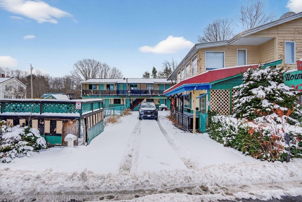 Photo of 205 Saco Avenue, Old Orchard Beach, ME 04064 (MLS # 1646231)