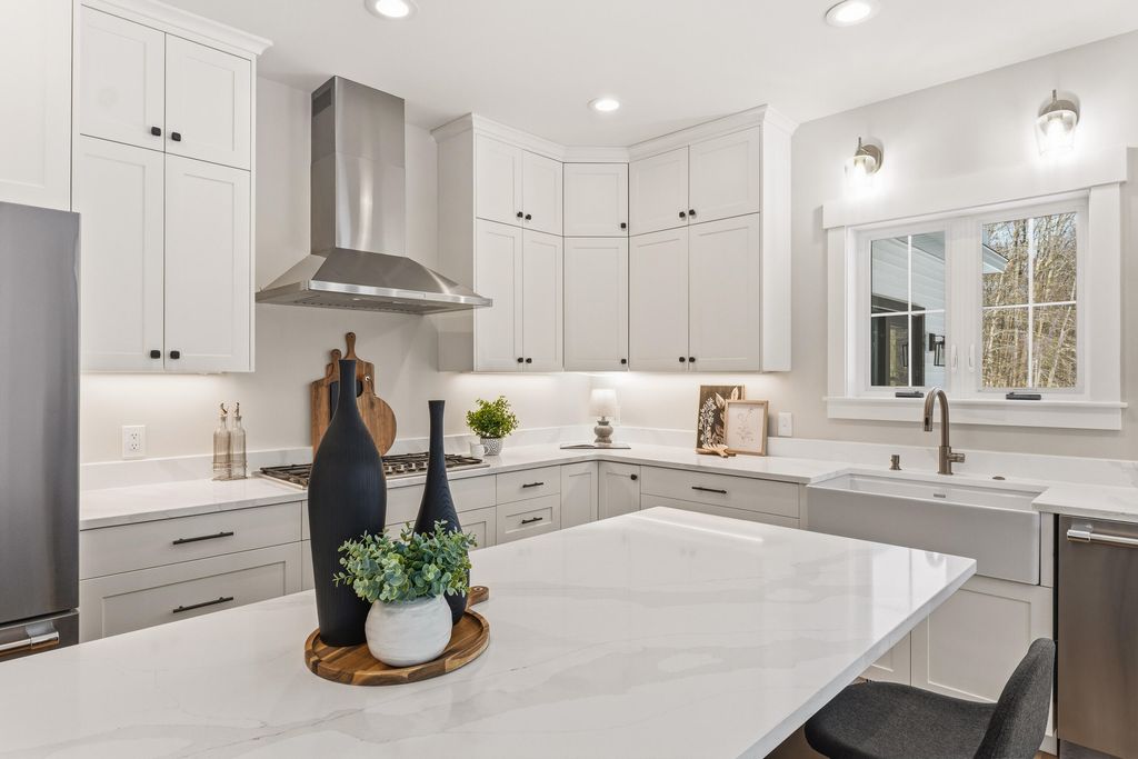 Photo of 16 Piper Farm Road, Brunswick, ME 04011 (MLS # 1653403)