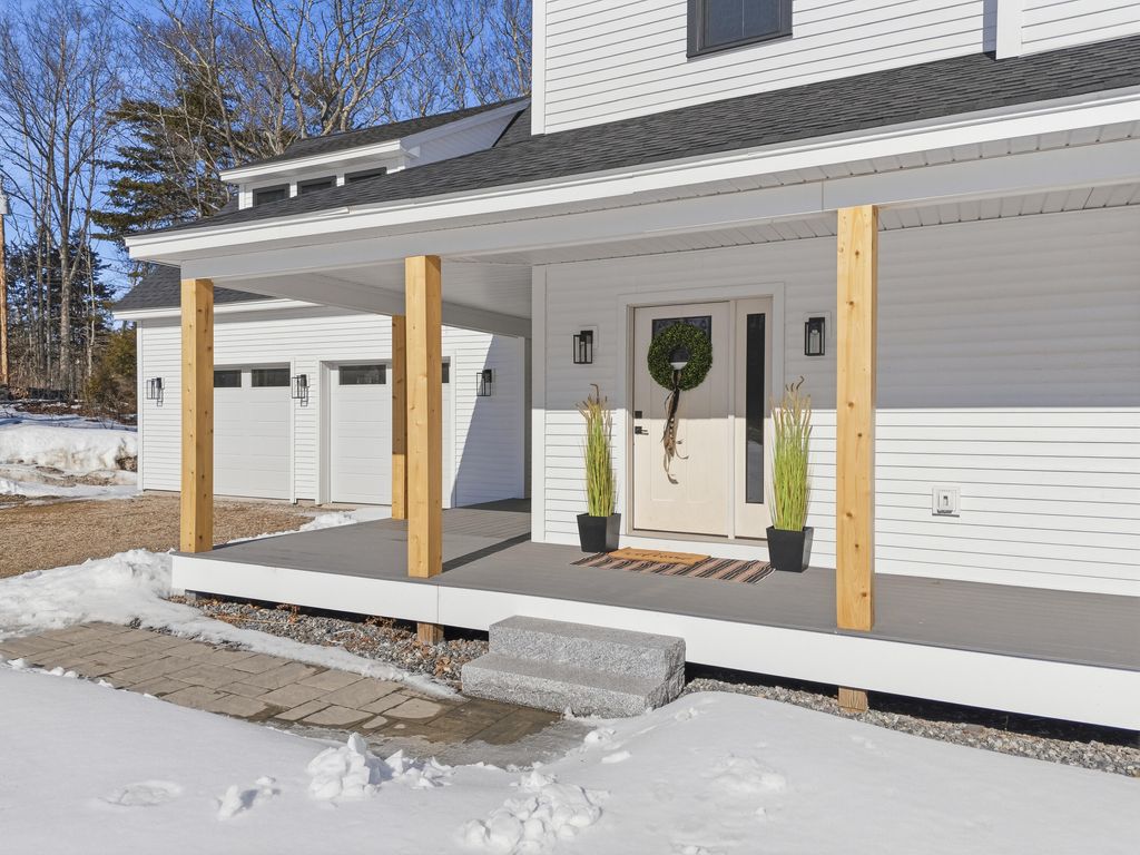 Photo of 16 Piper Farm Road, Brunswick, ME 04011 (MLS # 1653403)