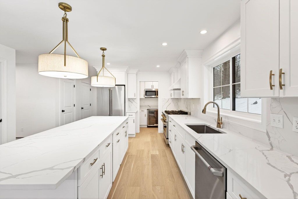 Photo of 1595 U.S. 1 Route, Freeport, ME 04032 (MLS # 1649610)