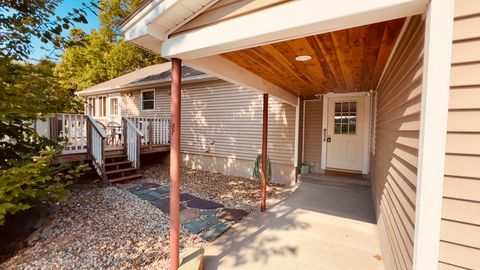 Photo of 266 S Hiram Road, Hiram, ME 04041 (MLS # 1635396) Photo of 266 S Hiram Road, Hiram, ME 04041 (MLS # 1635396)