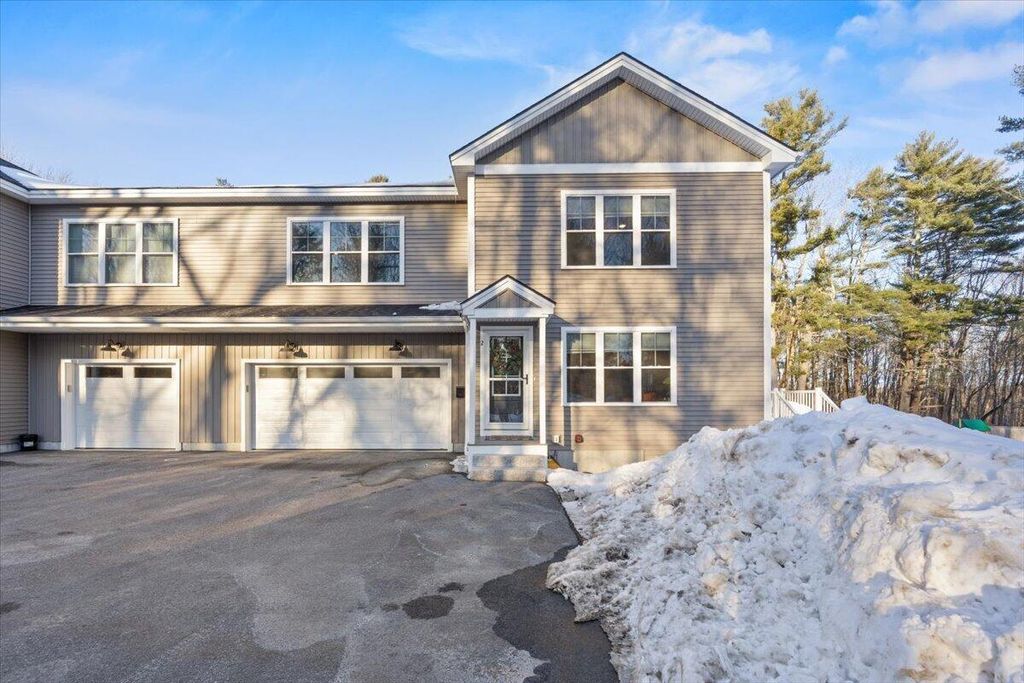 Photo of 124 Brook Road #2, Falmouth, ME 04105 (MLS # 1655468)