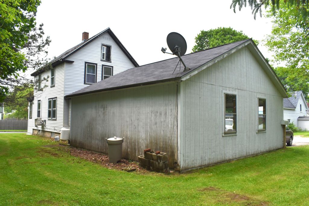 Photo of 28 Libby Street, Lincoln, ME 04457 (MLS # 1656839)