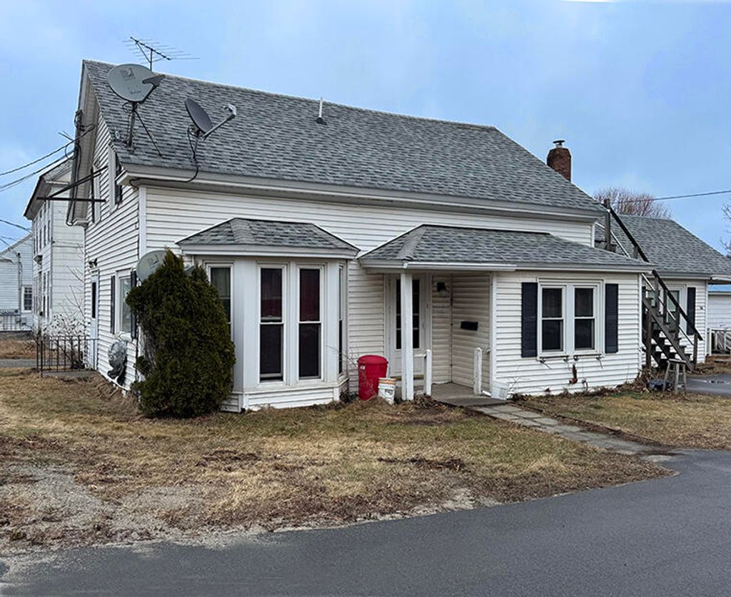 Photo of 67 Main Street, Winthrop, ME 04364 (MLS # 1656349)