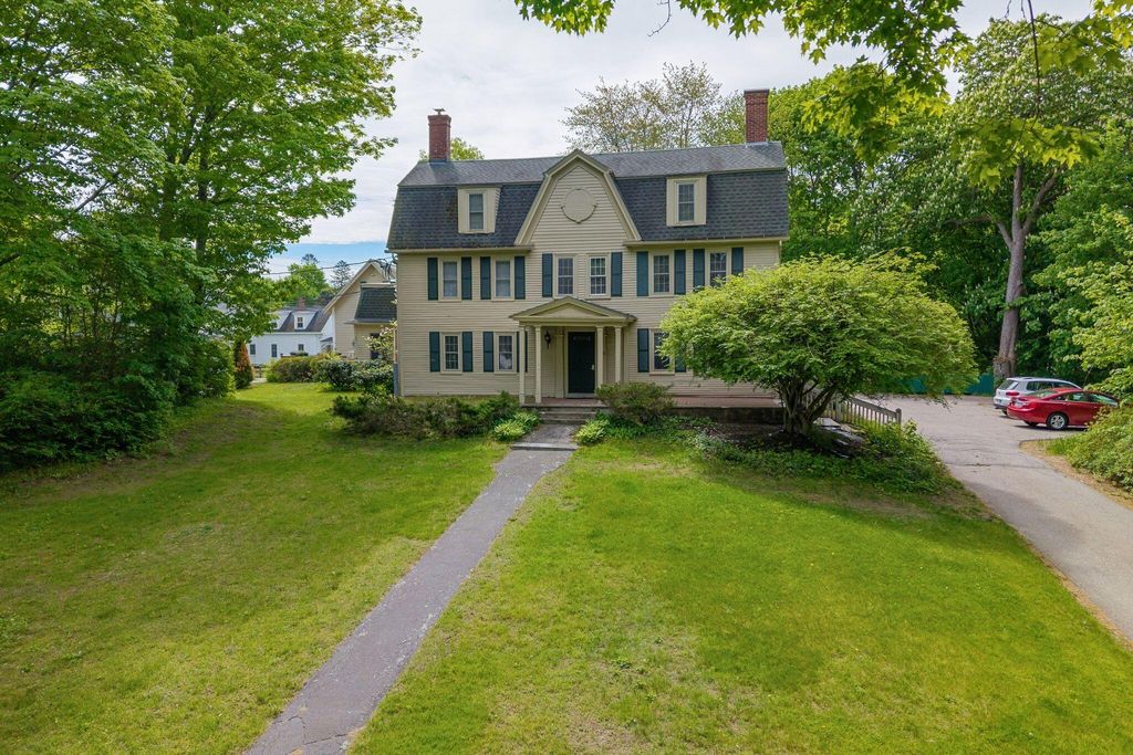 Photo of 13 Grove Street #3, Kennebunk, ME 04043 (MLS # 1663609)