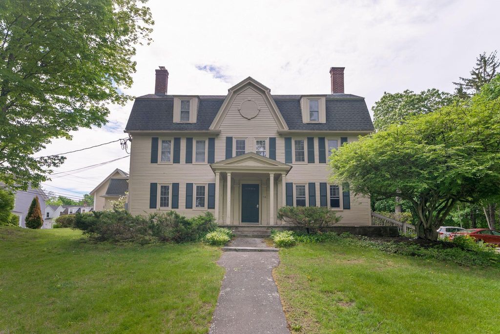 Photo of 13 Grove Street #3, Kennebunk, ME 04043 (MLS # 1663609)