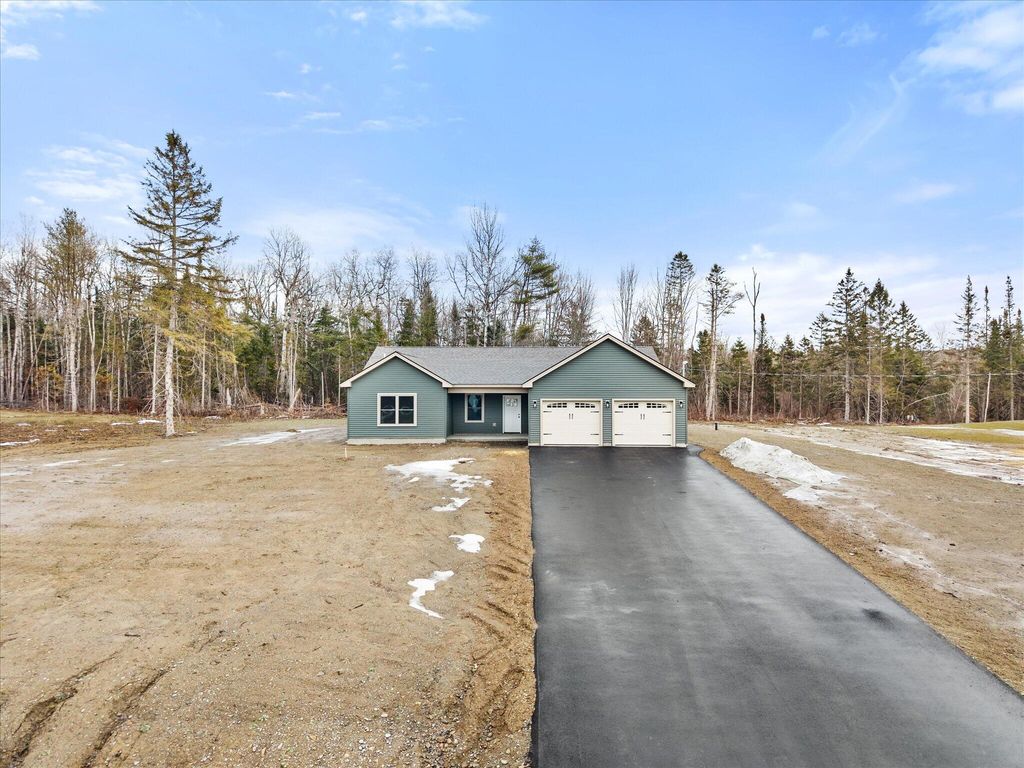 Photo of 678 Streamside Avenue, Hermon, ME 04401 (MLS # 1654093)