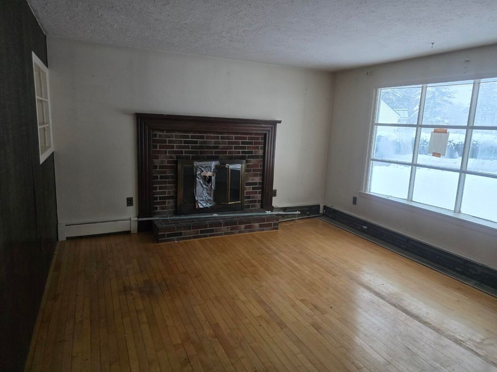 Photo of 29 Hutchinson Drive, Augusta, ME 04330 (MLS # 1658301)