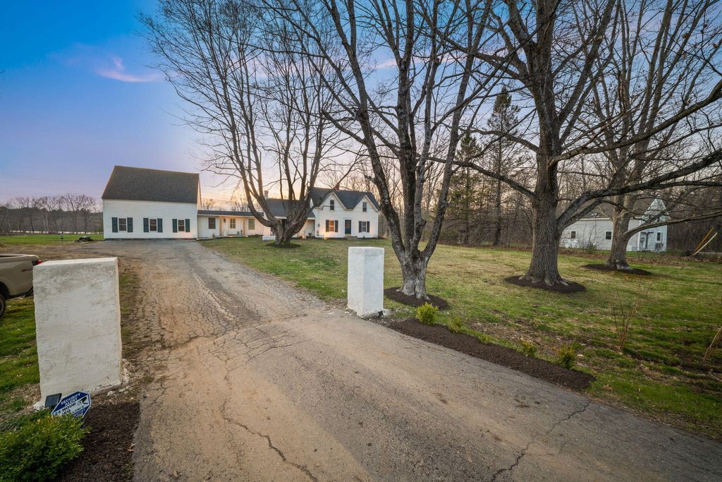 Photo of 767 Main Street, Bradley, ME 04411 (MLS # 1659847)