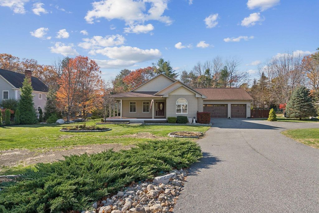 Photo of 250 Mere Point Road, Brunswick, ME 04011 (MLS # 1642659)