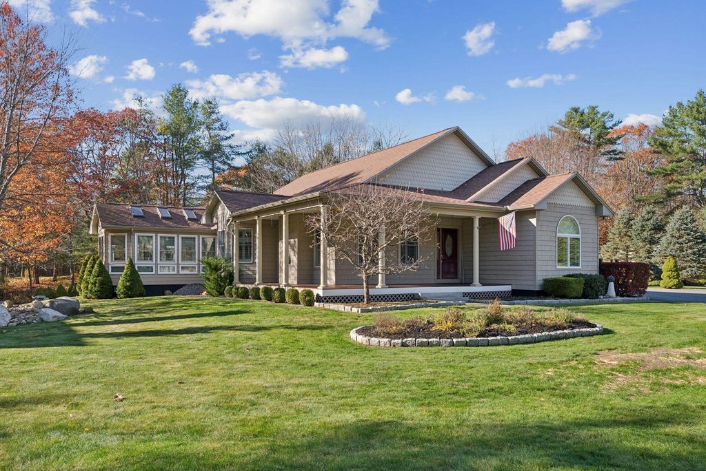 Photo of 250 Mere Point Road, Brunswick, ME 04011 (MLS # 1642659)