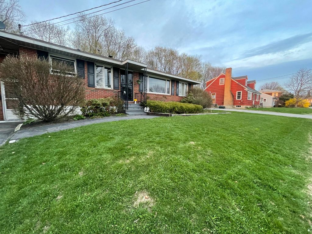 Photo of 6 Victor Terrace, Winslow, ME 04901 (MLS # 1657399)