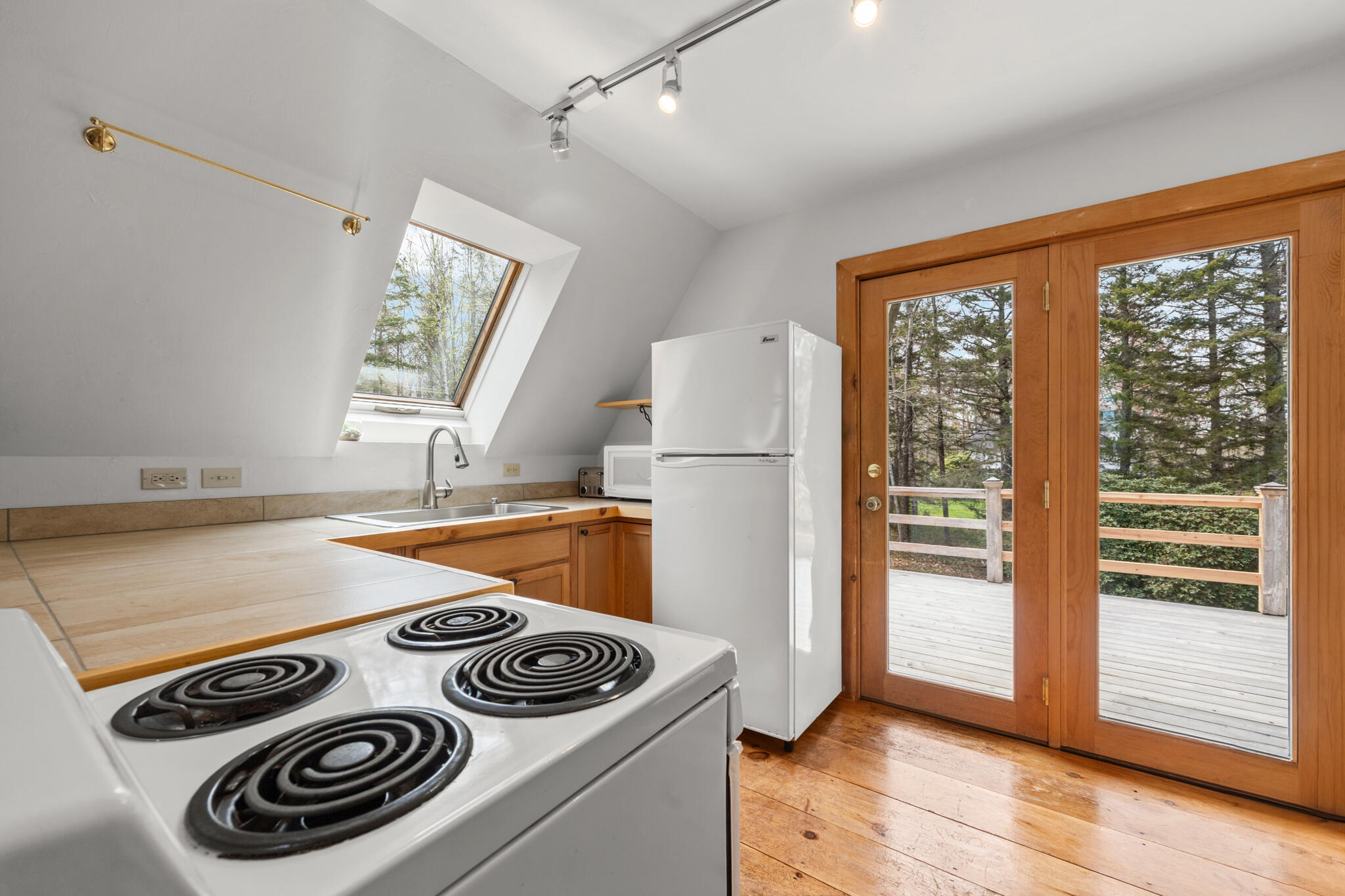 Islesboro, Maine 04848, United States, 5 Bedrooms Bedrooms, ,3 BathroomsBathrooms,Residential,Active,127423