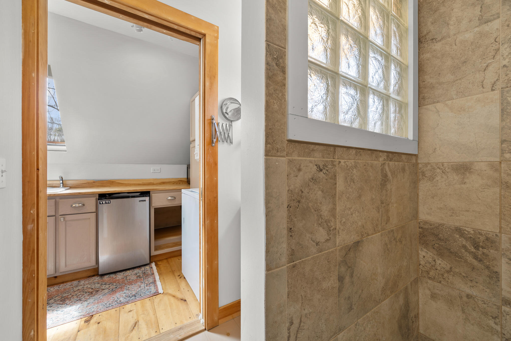 Islesboro, Maine 04848, United States, 5 Bedrooms Bedrooms, ,3 BathroomsBathrooms,Residential,Active,127423