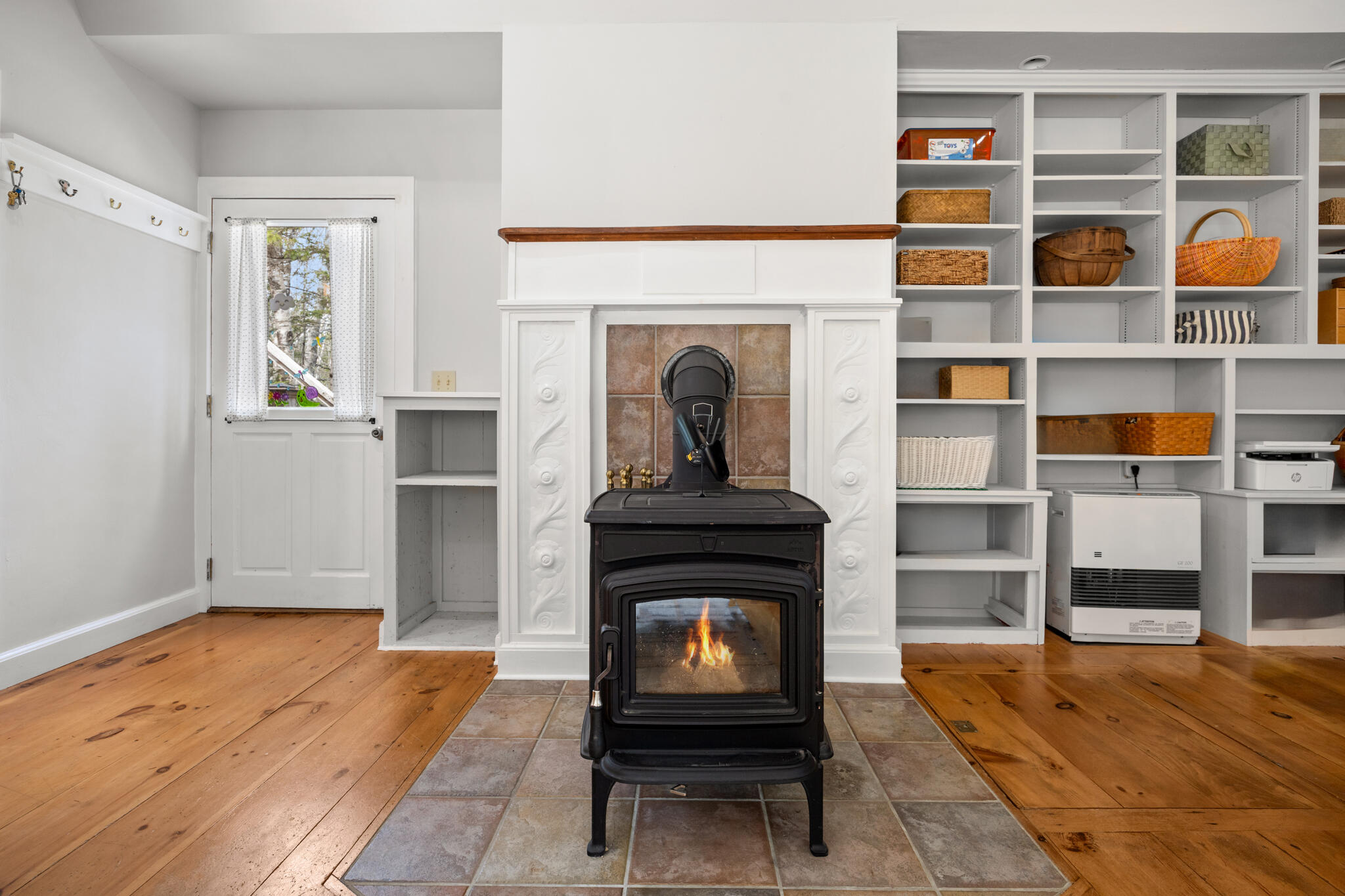 Islesboro, Maine 04848, United States, 5 Bedrooms Bedrooms, ,3 BathroomsBathrooms,Residential,Active,127423