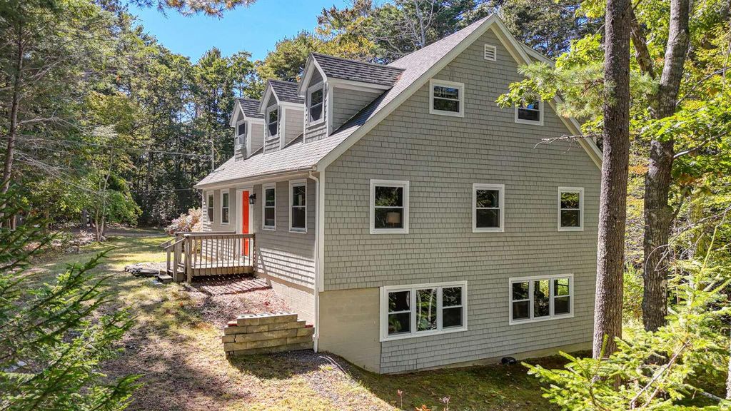 Photo of 33 Reed Road, Boothbay Harbor, ME 04538 (MLS # 1653989)