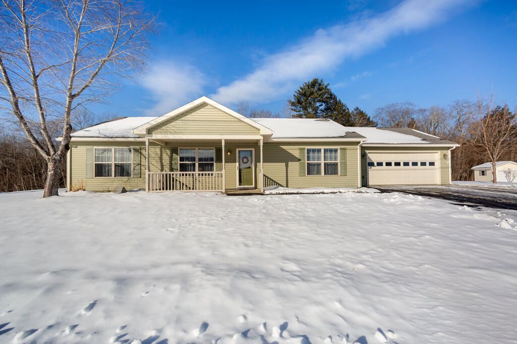 Photo of 19 Fieldstone Drive #19, Oakland, ME 04963 (MLS # 1648887)