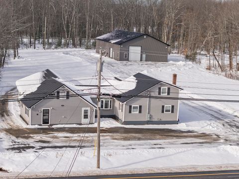 Photo of 823 Washington Street N, Auburn, ME 04210 (MLS # 1648985)