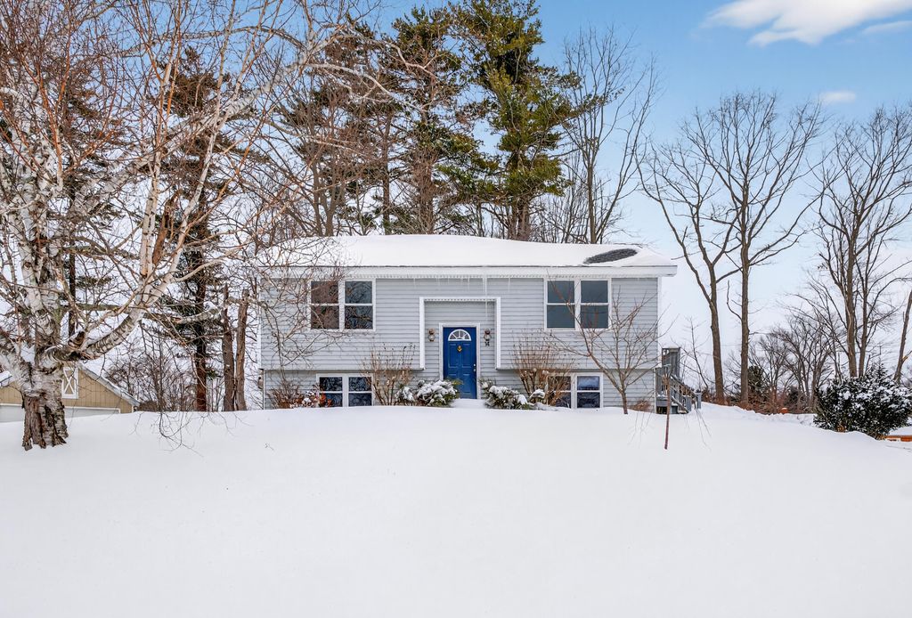 Photo of 14 Phillip Street, Scarborough, ME 04074 (MLS # 1650524)