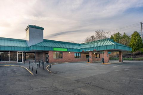 Photo of 6 North Street, Houlton, ME 04730 (MLS # 1641555) Photo of 6 North Street, Houlton, ME 04730 (MLS # 1641555)