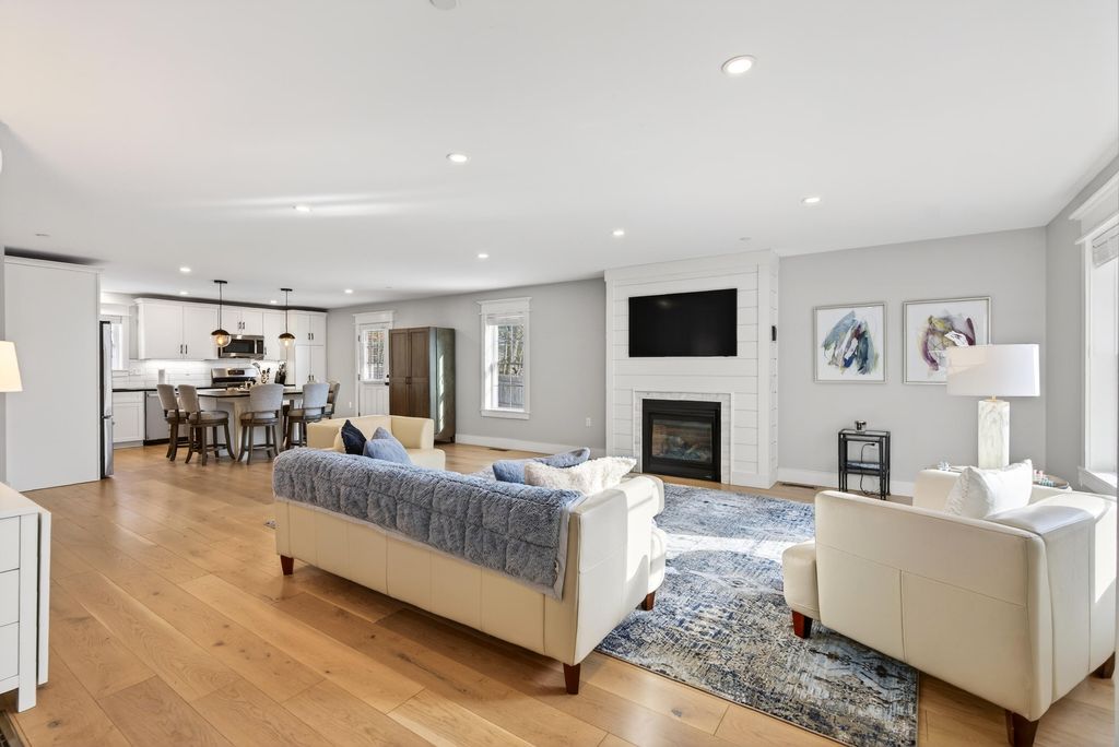 Photo of 42 True Street #B, Portland, ME 04103 (MLS # 1649289)