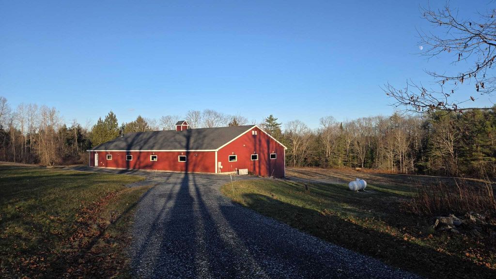 Photo of 602 Hussey Hill Road, Vassalboro, ME 04989 (MLS # 1645833)