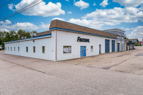 Photo of 747 Minot Avenue, Auburn, ME 04210 (MLS # 1627840)