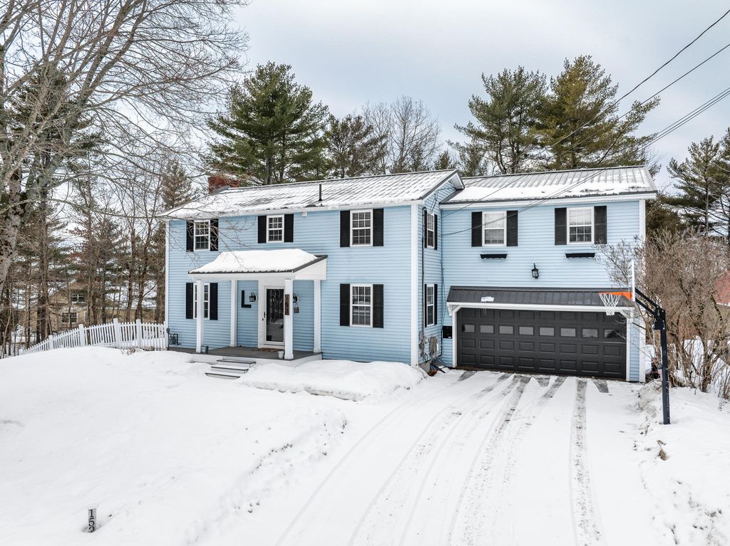 Photo of 152 E Broadway Extension, Bangor, ME 04401 (MLS # 1653591)