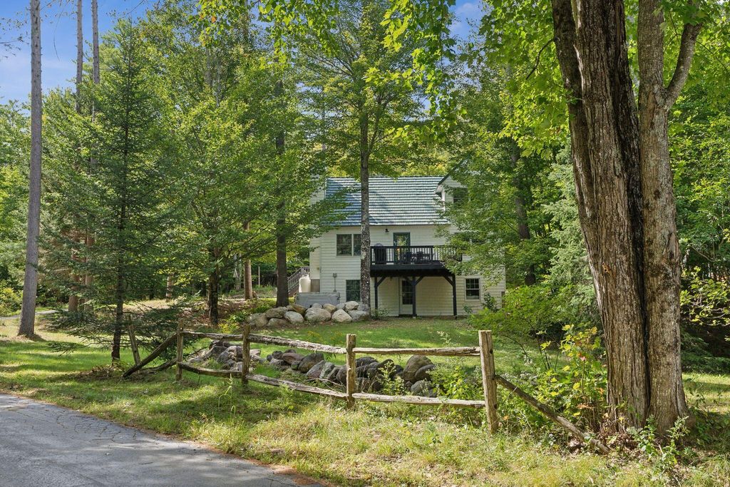 Photo of 373 Vernon Street, Bethel, ME 04217 (MLS # 1650880)